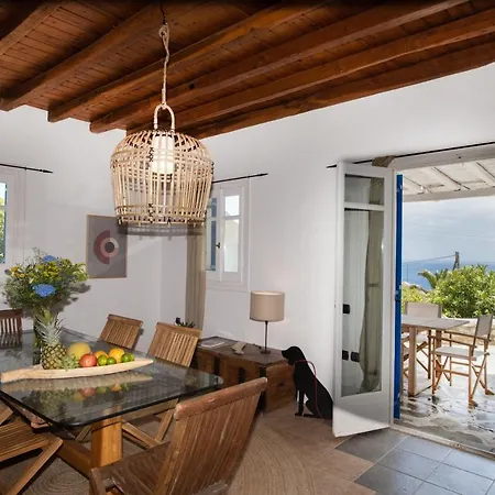 Bougainvillea Sea View Holiday home Kalafatis