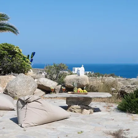 Bougainvillea Sea View Holiday home *