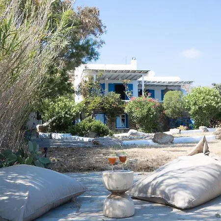 Bougainvillea Sea View Holiday home *